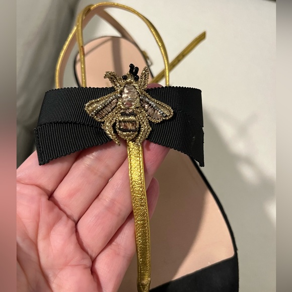 GUCCI RARE SoHo Bee gold black Ankle Strap Sandals size 6 - Picture 7 of 9